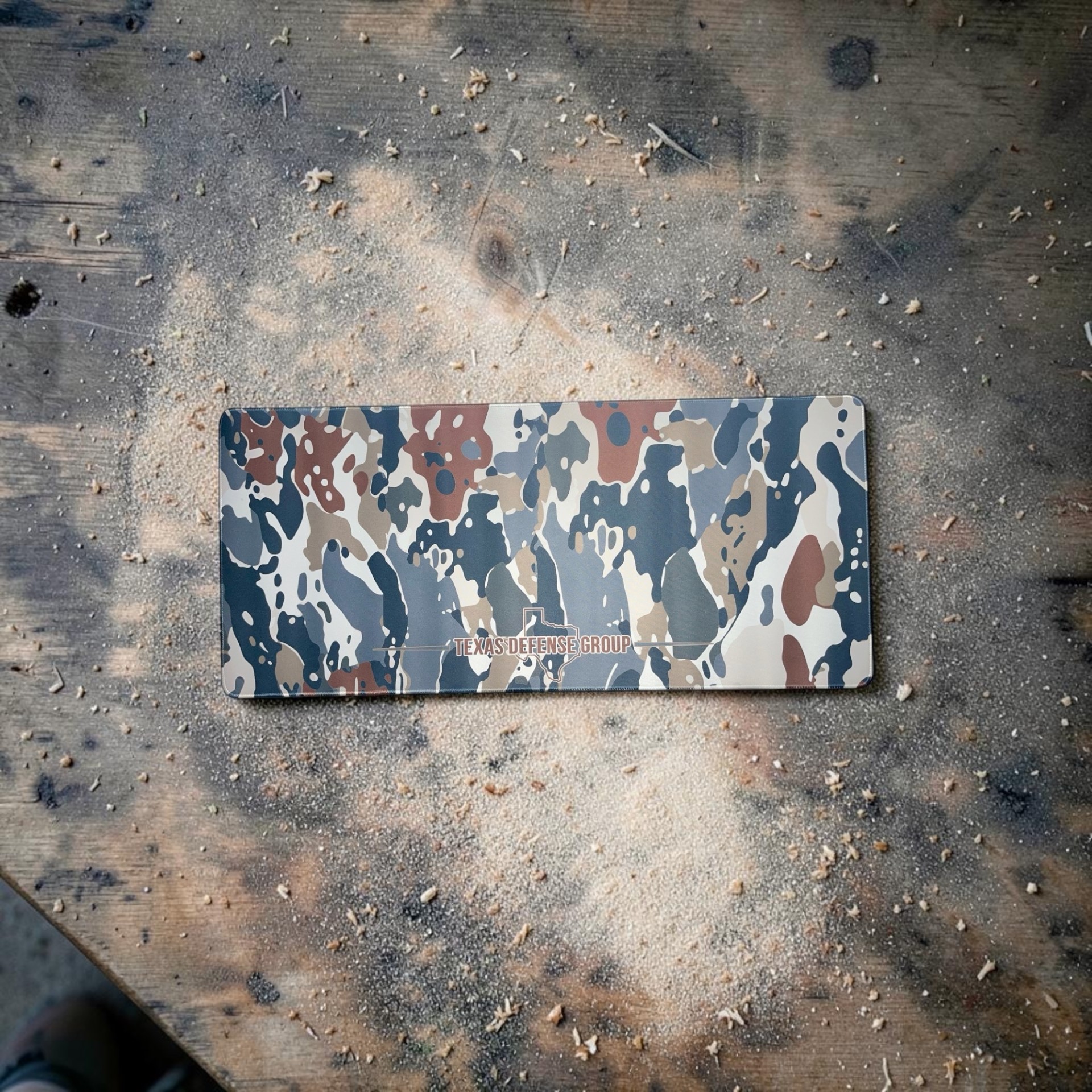 WORKBENCH Mat — Sawdust